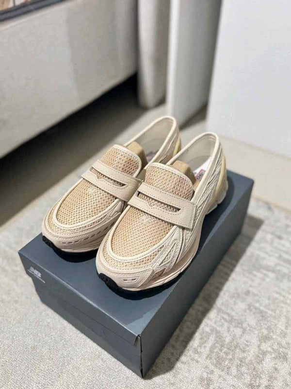 New Balencee_1906L_Loafer_Bisque 2288