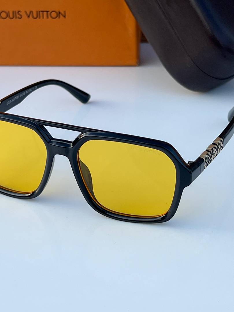 Louis Vuitton_2687_yellow