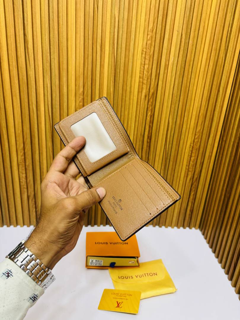 138 LV LOUIIS VUITTON PREMIUM QUALITY WALLET