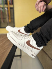 Nike Air Force 1 07 lv8 ivory saddle