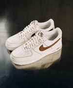 Nike Air Force 1 07 lv8 ivory saddle