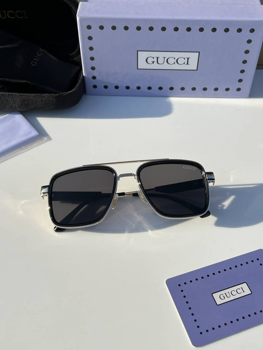 Gucci_964_gold_black