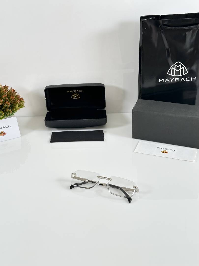 Maybach 1016 Silver Day Night Colour Changing Glass