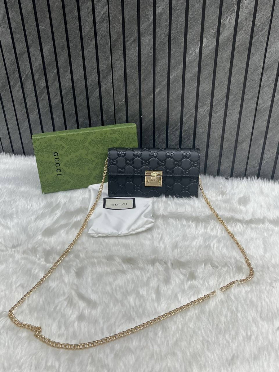 Gucci_75_Padlock_Chainwallet_With_OriginalBox_DustCover