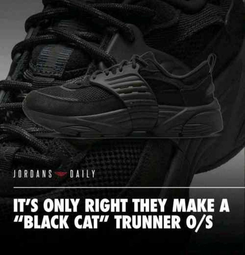 Air Jordan Trunner Black Cat
