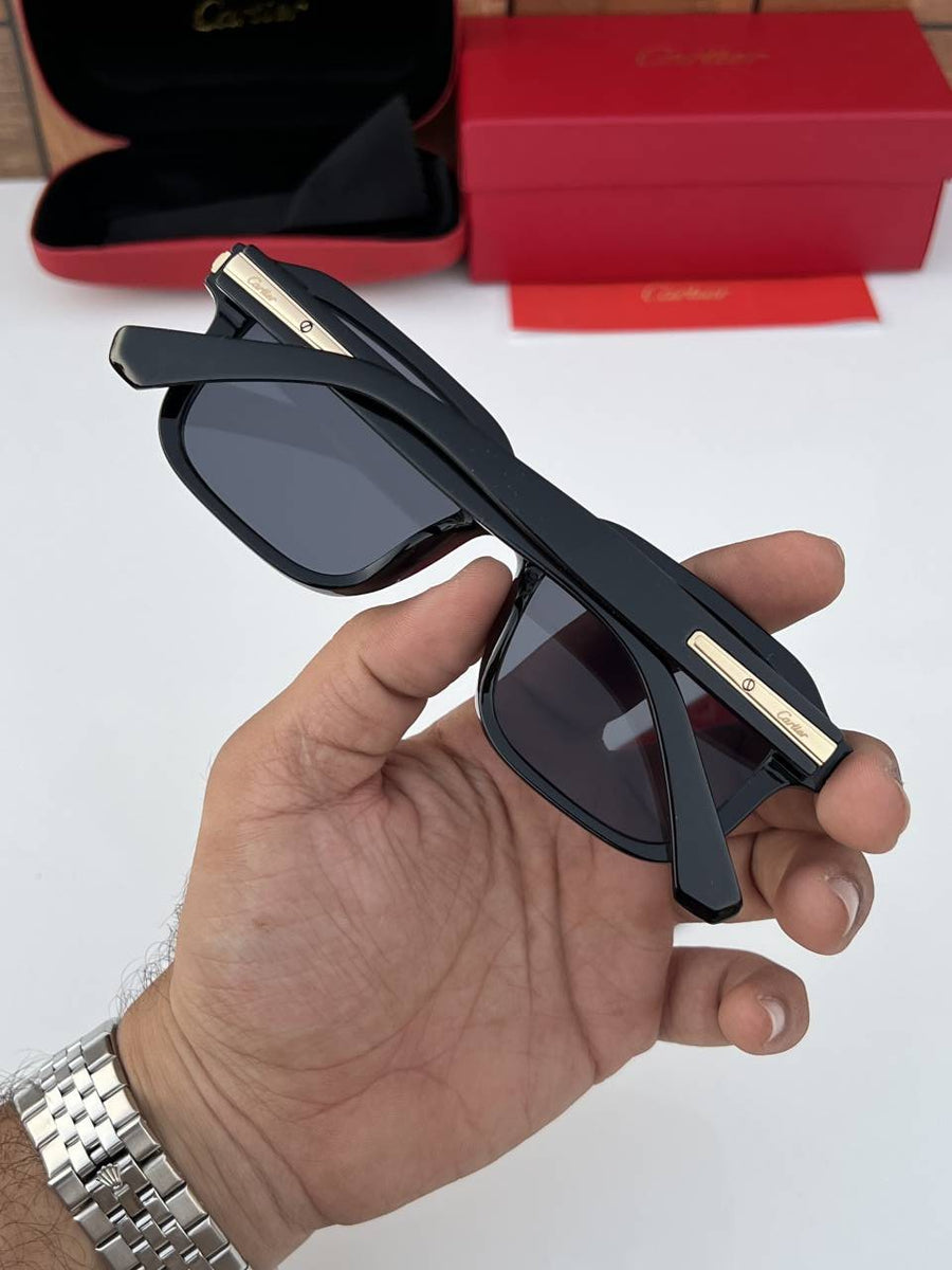 Cartier_482_black_gold