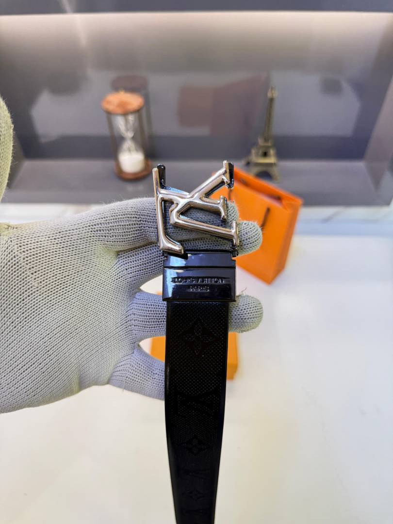 Lv_Loui_Vuitton Gold Black Glossy Belt Fa 1310