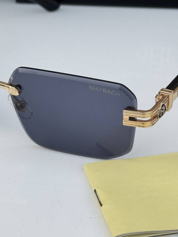 Maybach_011_gold_black