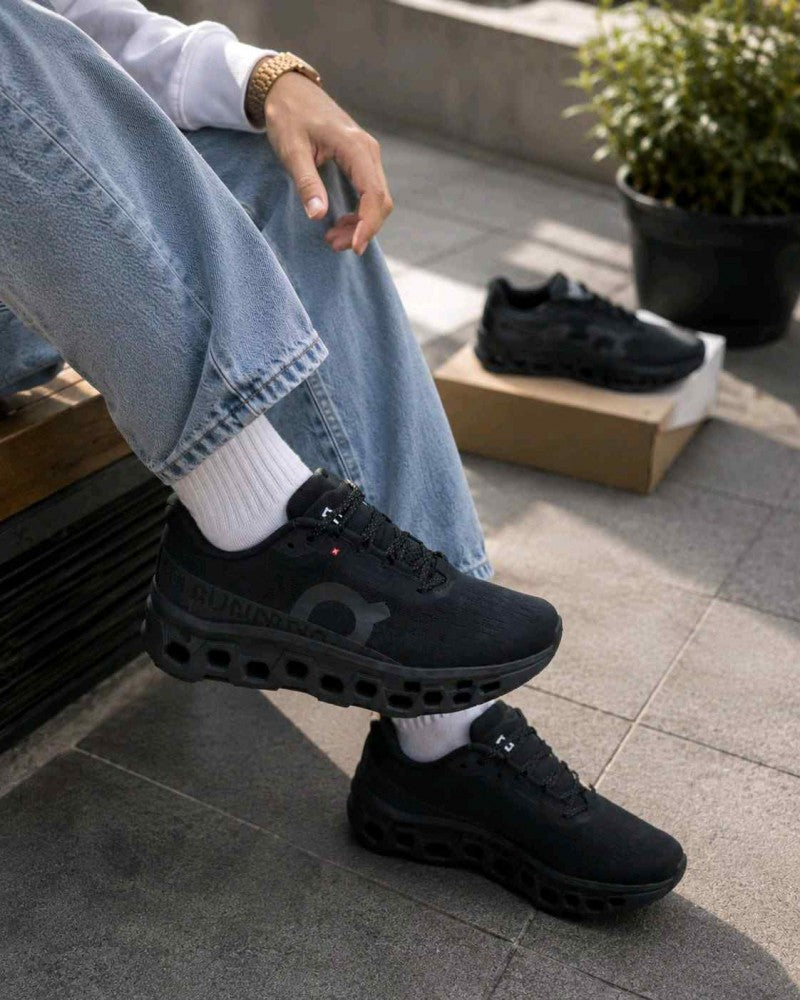 On Cloudmonster 3 All Black 2613