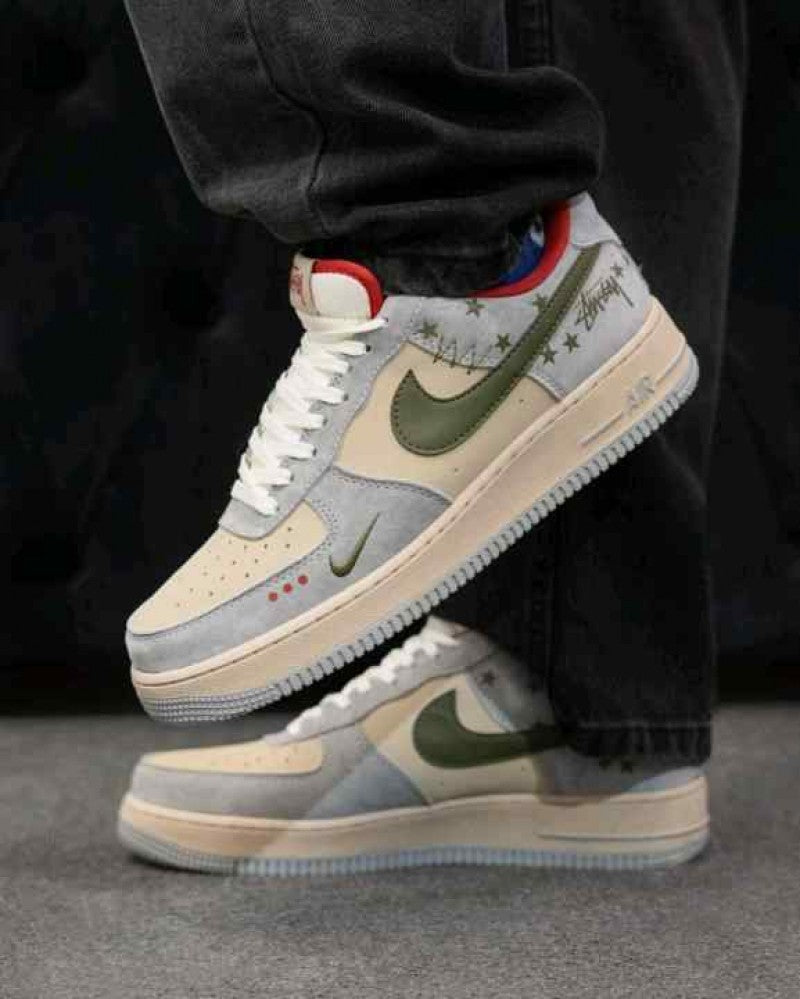 Nike AirForce 1 X Stussy Grey Red 2514