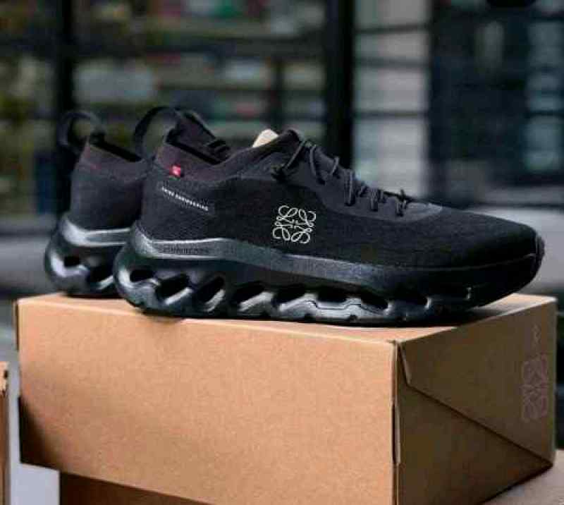 Loewe X On Cloud Tilt 2 0 All Black