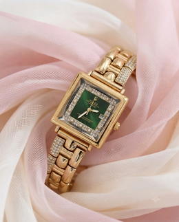 Rolex resembles a diamond Lady-Datejust
