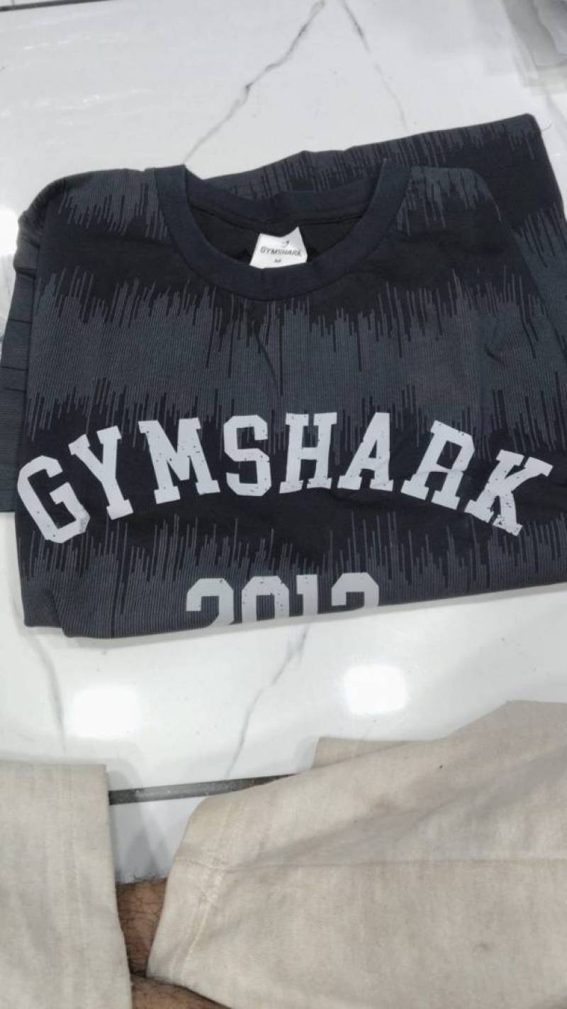 GYMSHARK IMPORTED STORE ARTIxCLE T-SHIRT