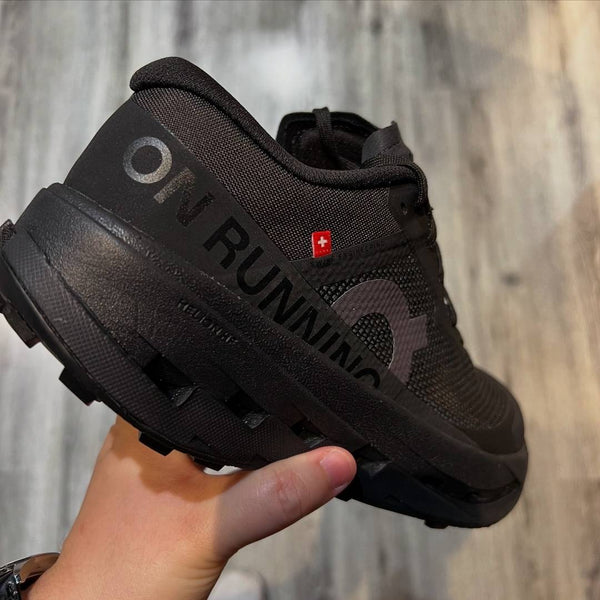 On Cloudultra 3 All Black