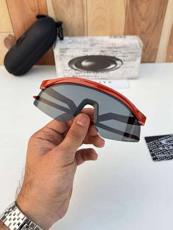 Oakley hydra 4929 amber black
