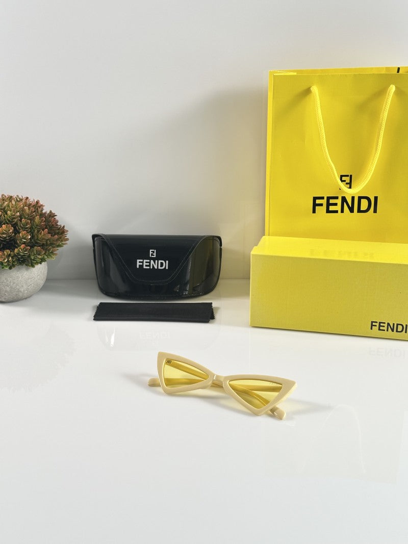 FEND_WMNS 208 Yellow