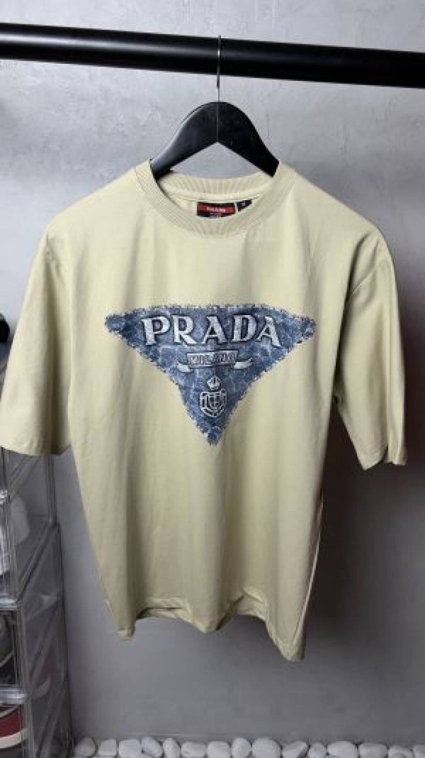 Prada_ Milano Logo T-Shirt 1183. Sale-offer VS1000