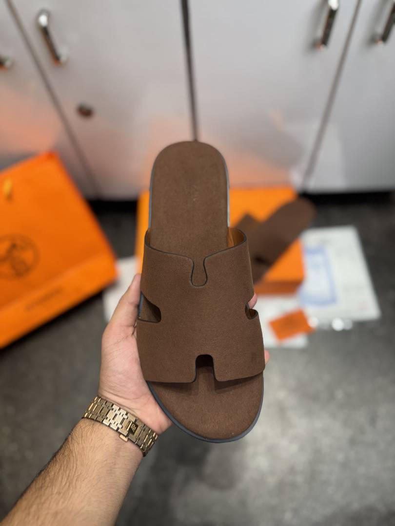 Hermes IZMIR ITALIAN SLIDE TAN SUEDE 021