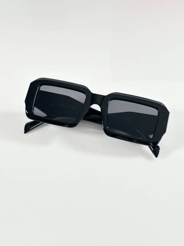 PR 6079 Black