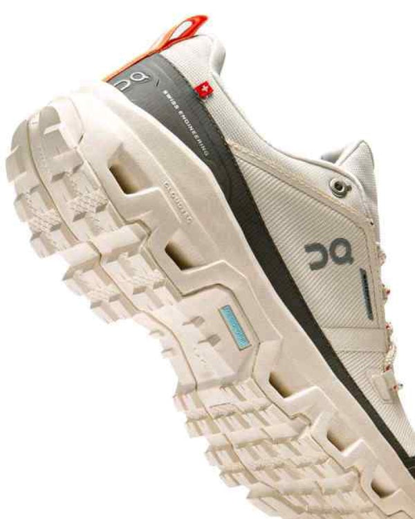 On Running Cloudrock Low Waterproof 558