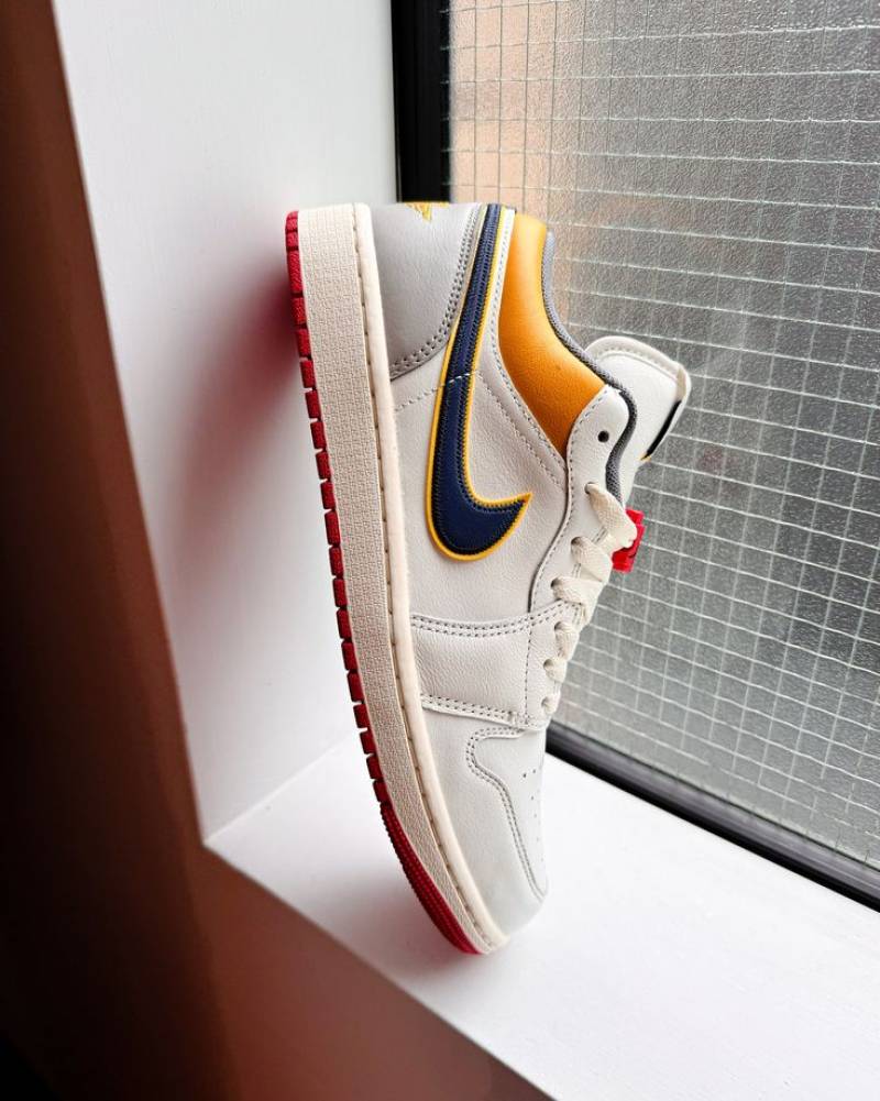 Nike AIR JORDAN 1 LOW PRM SAIL YELLOW ORCHE