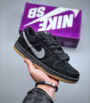 Nike SB Dunk Low Fog BLACK GUM
