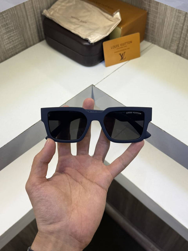 Louis Vuitton 88082 Blue