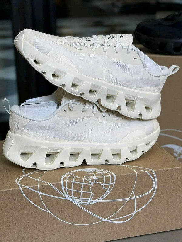 On Running Cloud X Kith K-Tech 1 Tofu Cream 1286