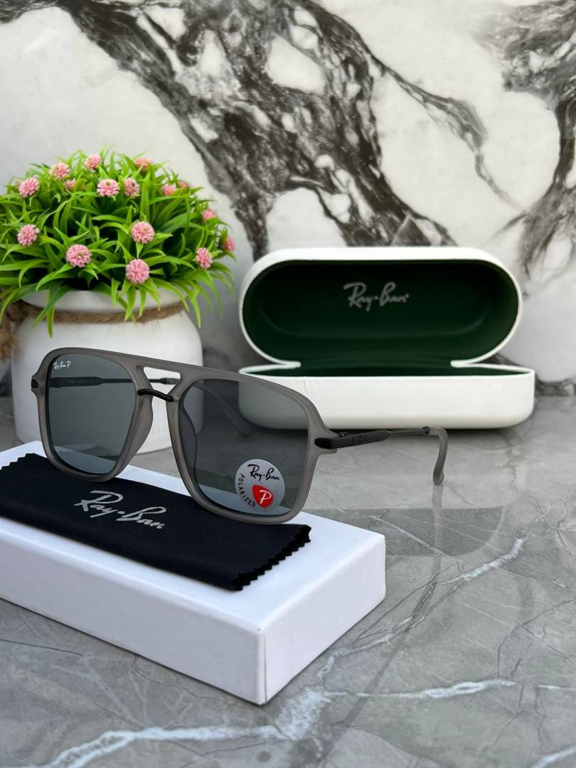 Rey ban 1933 grey