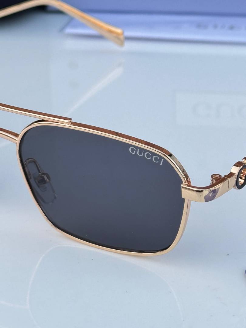 Gucci 15035 gold black