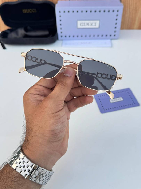 Gucci 15035 gold black