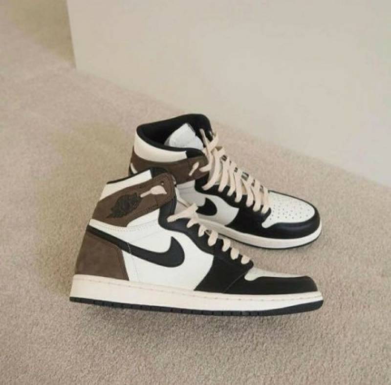 Jordan 1 High Dark Mocha Brown For mens sale