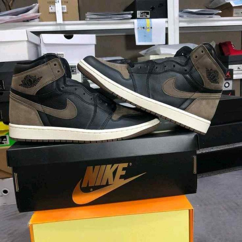 Nike Air Jordan Retro 1 Palomino Semi UA 1085