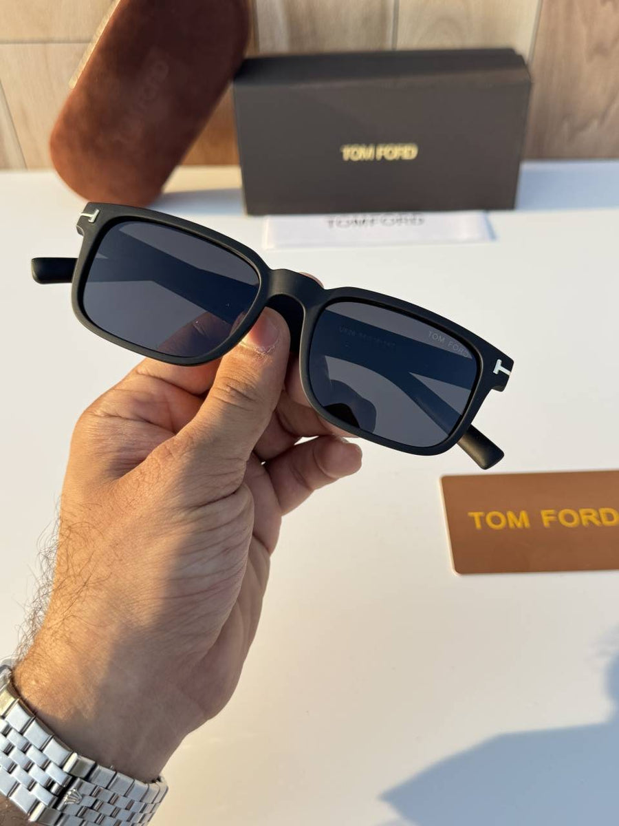 Tom forr_826_matt_black
