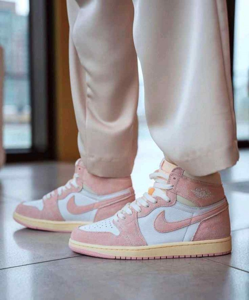 Air_Jordan_Retro_1_Washed_Pink_837