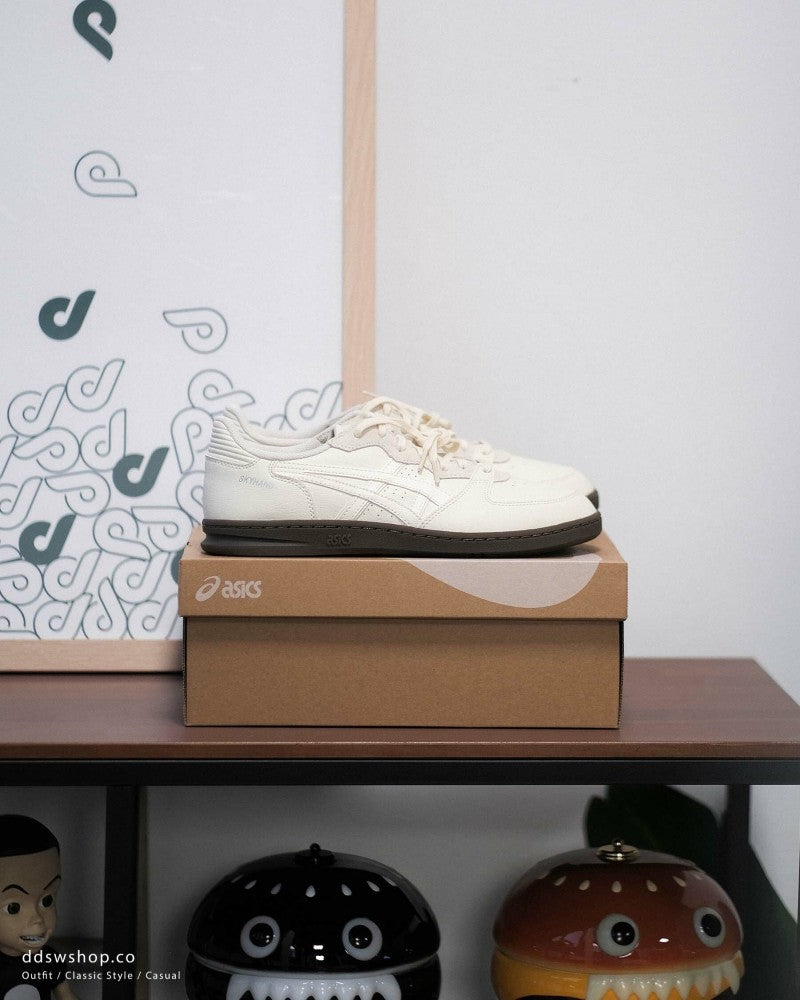 Asics Skyhand OG Sneaker For Women s