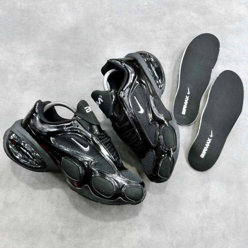 Nike AirMax Muse Tripple black