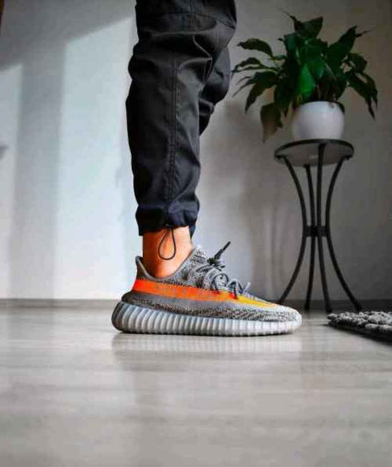 Adidas yeezy boost 350 v2 beluga