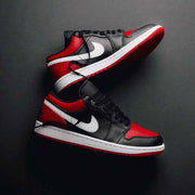 Nike Air Jordan 1 Low Alternate Bred Toe 5063