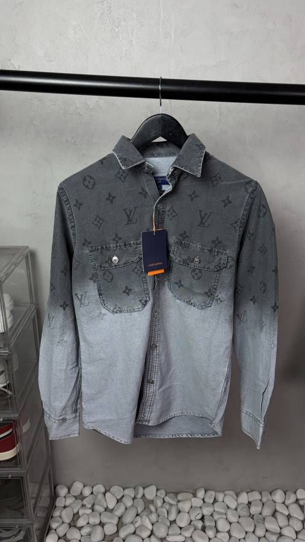 Louis Vuitto Premium Shirts 3136
