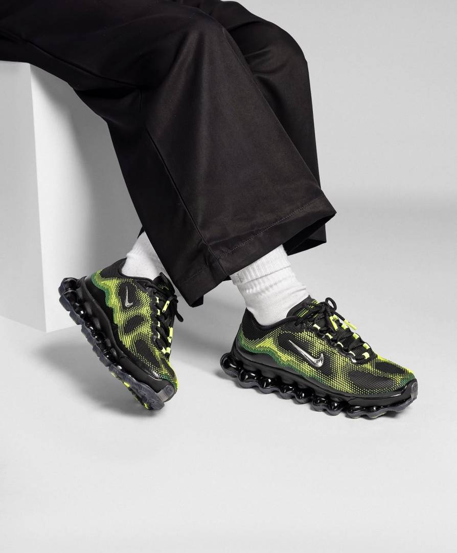 Nike LIQUID MAX POISON DART FROG
