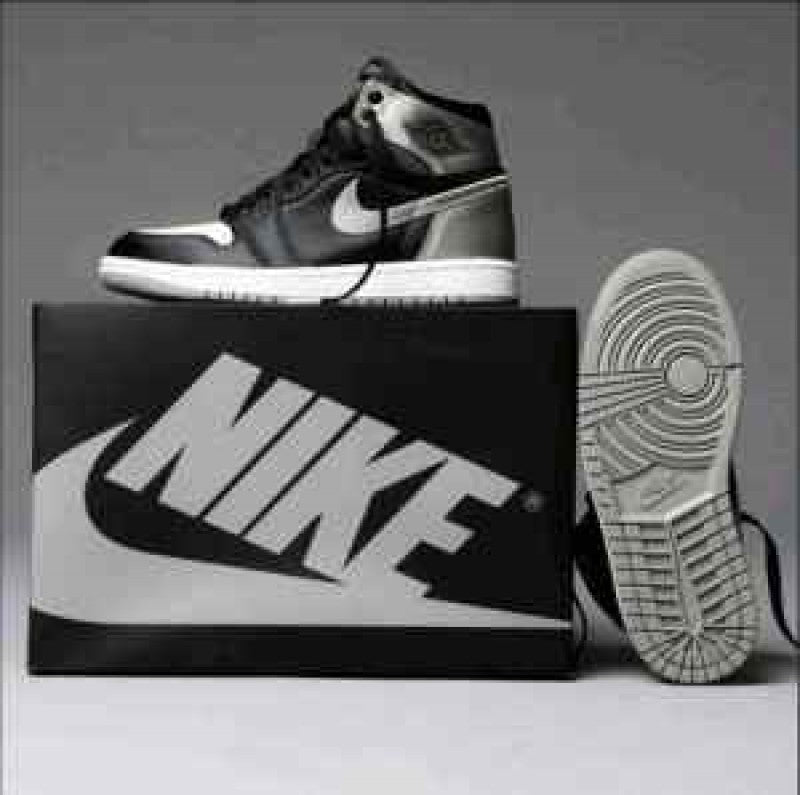Nike Air Jordan Retro 1 Satin Shadow 157