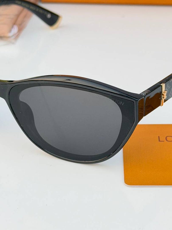 Louis Vuitton_2901_black
