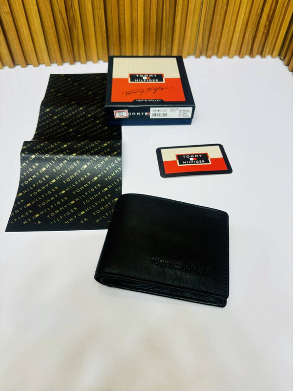 106 TOMMY HILFIGAR PREMIUM QUALITY WALLET