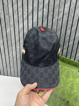 Gucci_GG_Big_Side_Logo_Monogram_Black_Premium_Unisex_Cap_With_Brand_Polly_And_Carry_Bag