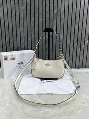 Coach_Teri_White_ShoulderBag_With_OriginalBox_DustCover