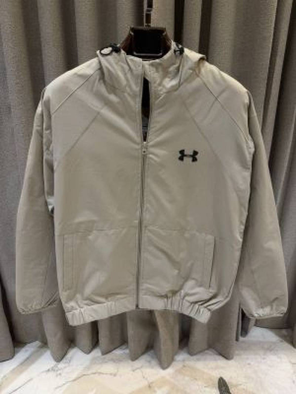 Under Armor Bomber Jacket Light Beige