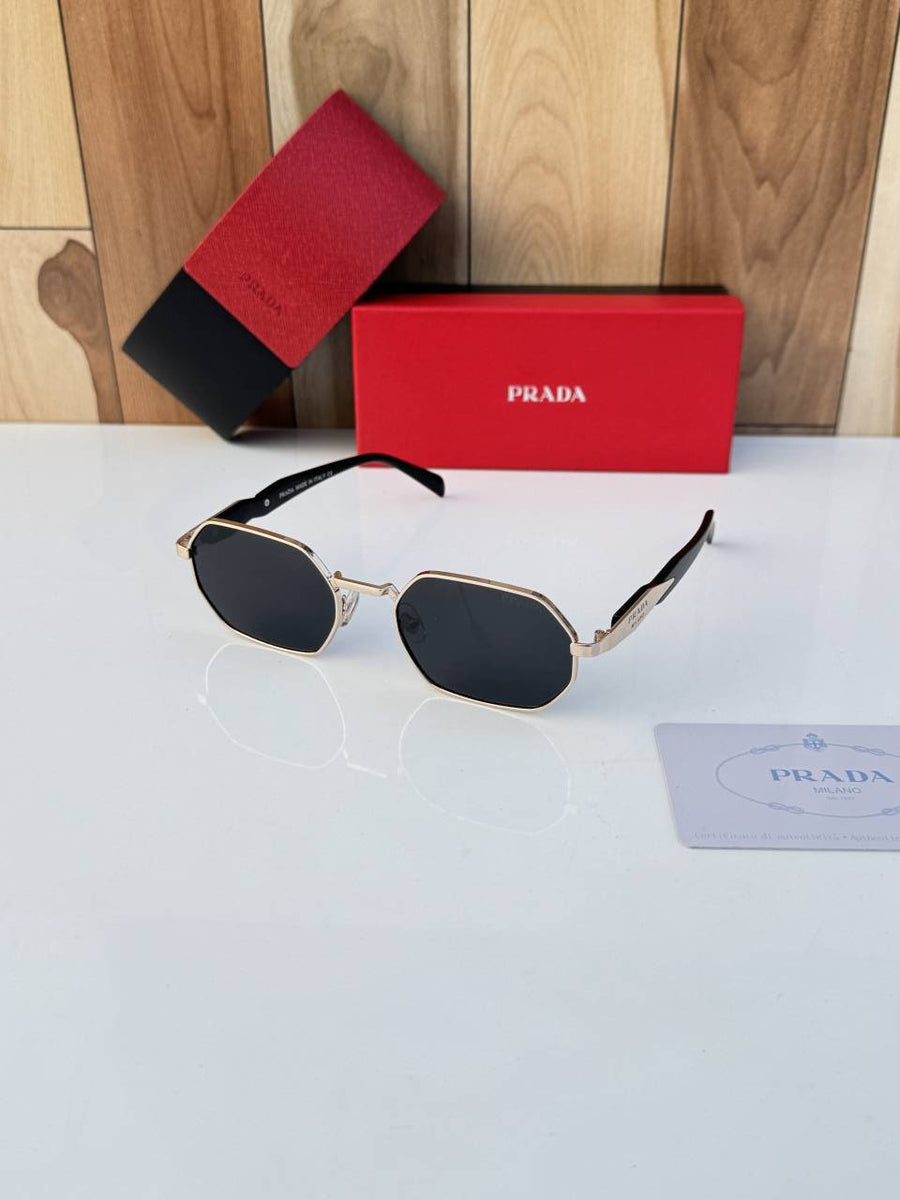 Prada_187_gold_black