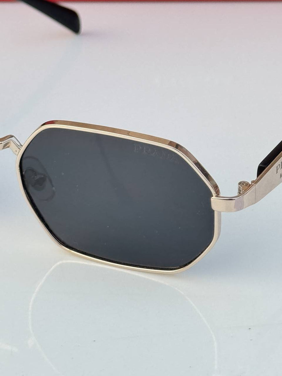 Prada_187_gold_black