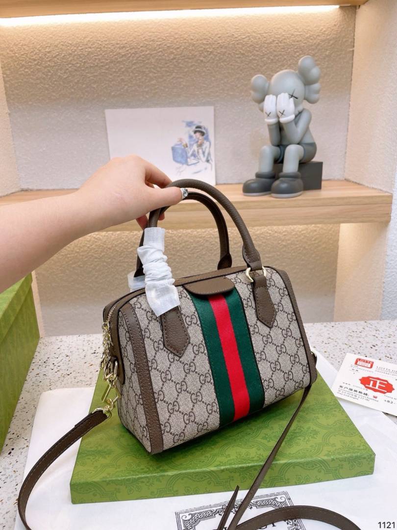 Gucci_Ophidia_Boston_Crossbody_Bag_With_DustCover
